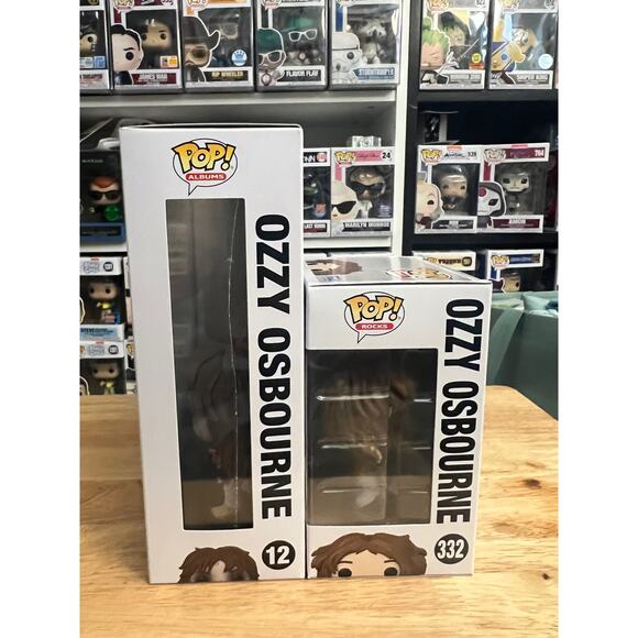 2 Ozzy Osbourne Funko Pops EXCLUSIVE Purple Fringe #332 & Diary Madman Album #12 - Picture 3 of 6